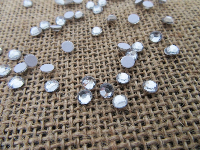 12Sheet x 200Pcs White Sticky Back Rhinestones 5mm Retail